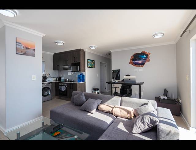 2 BEDROOM APARTMENT SOLD IN SUNNINGDALE